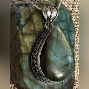 Labradorite Sterling silver Pendant